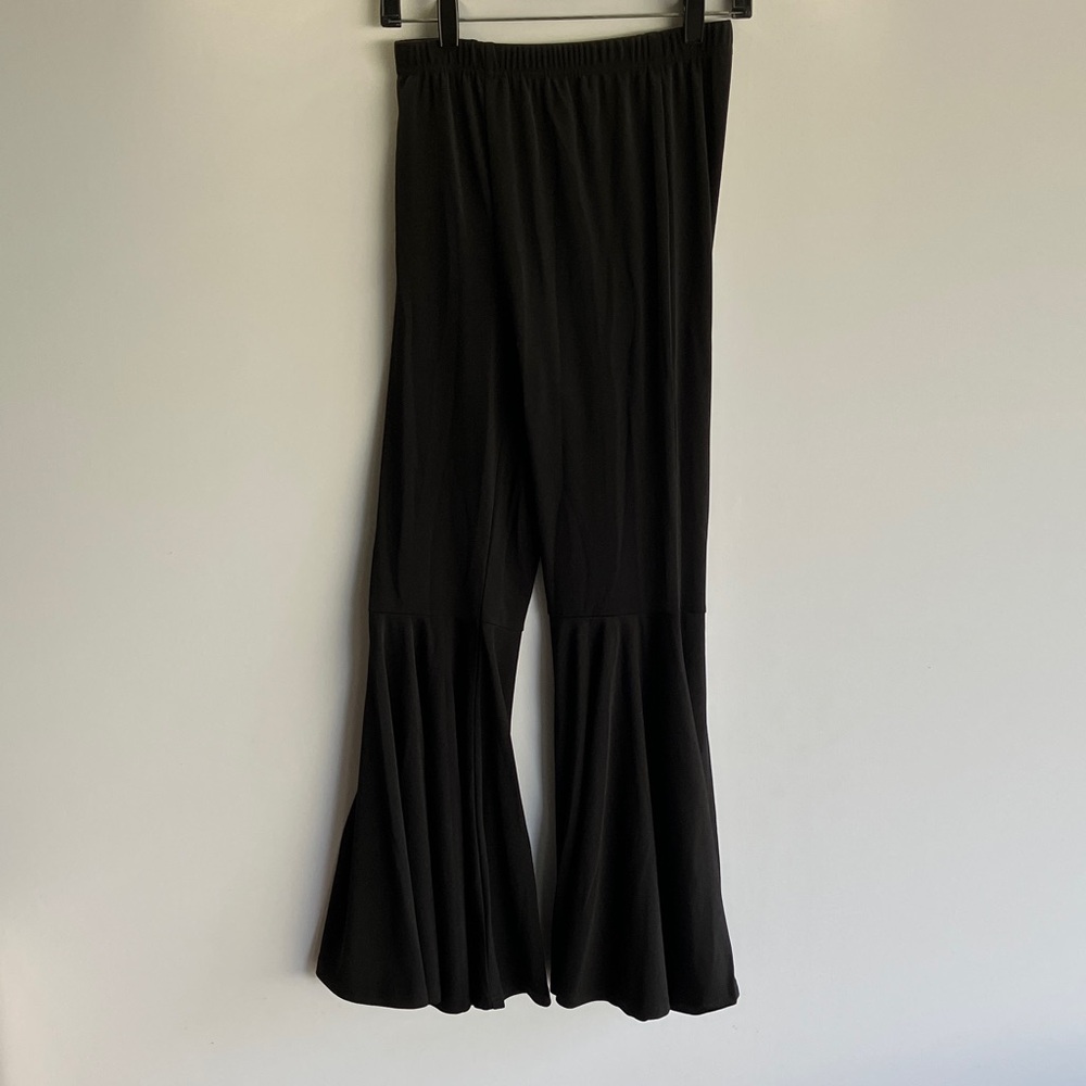 LYANER Chic Black Flare Women's Pants/Leggings